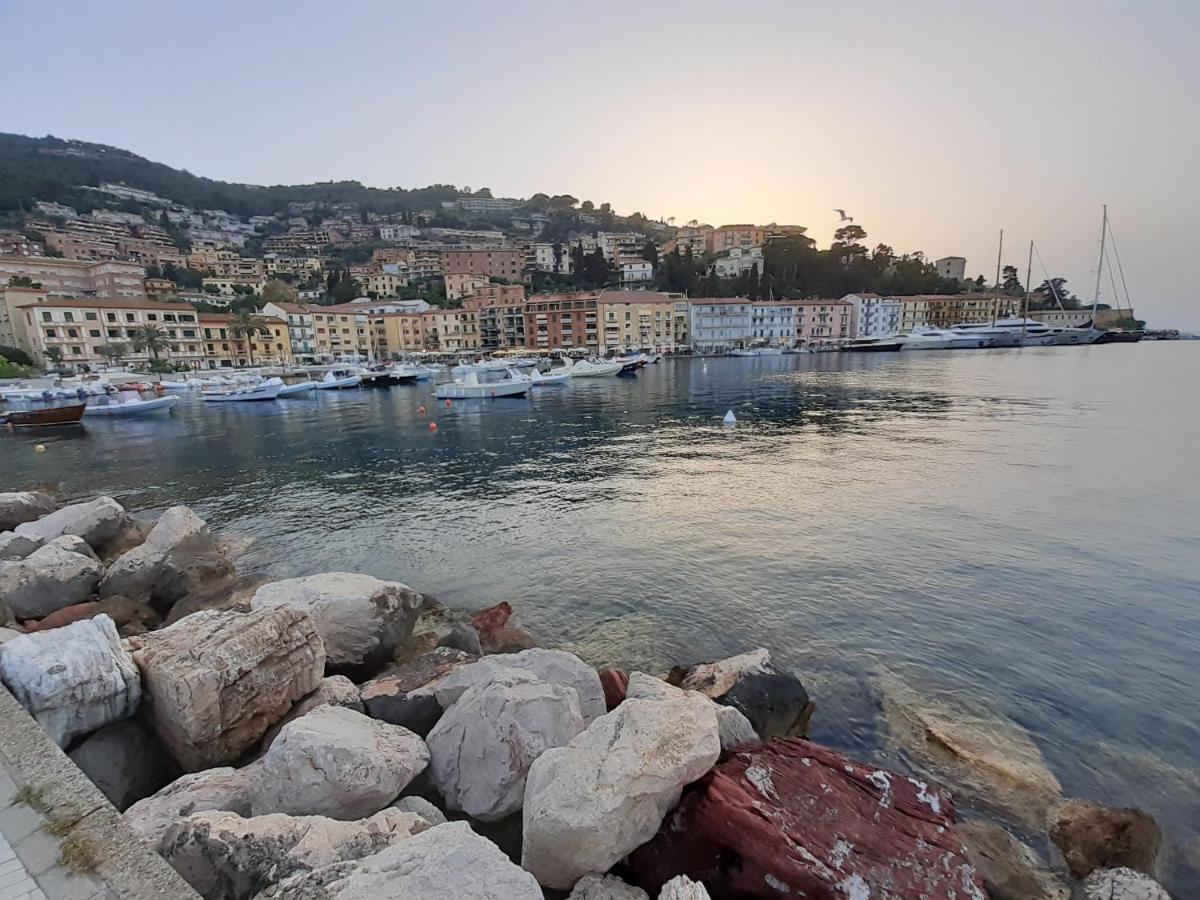 Pilarella Gallery Trilocale Vistamare * Porto Santo Stefano (Grosseto)